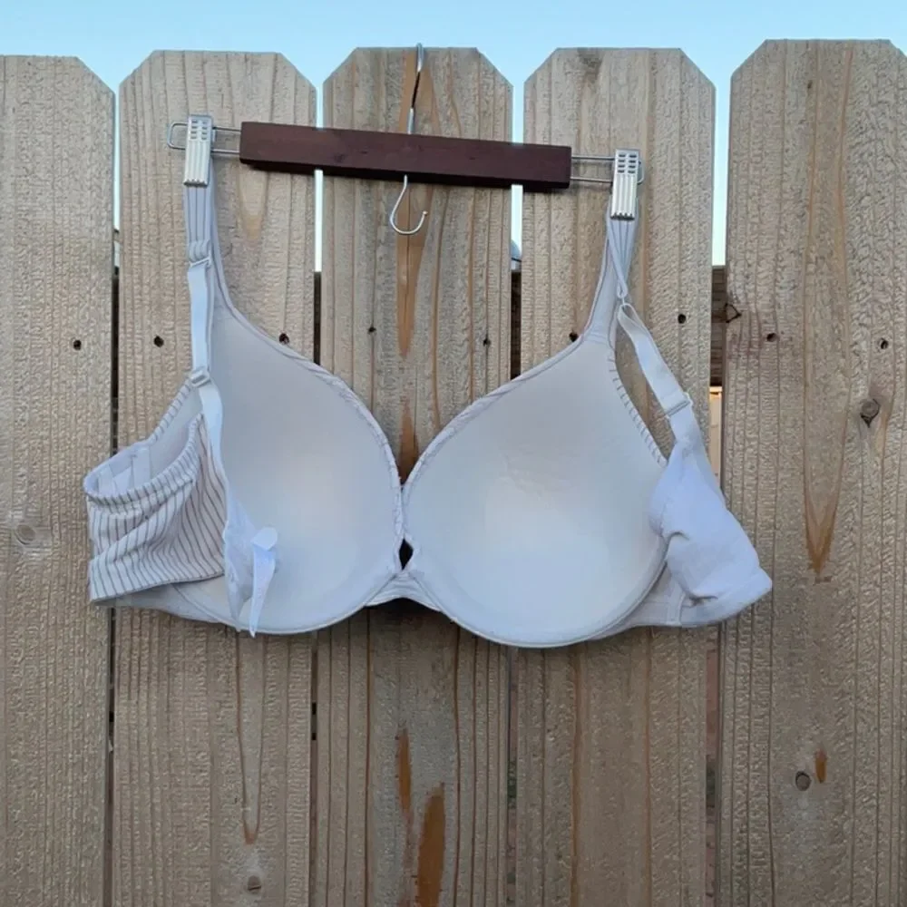 🔥 Take 50% OFF- Cacique Striped Bra For Women, Size-42D